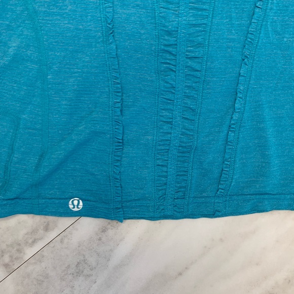 Bright blue Lululemon workout t-shirt - Picture 3 of 6